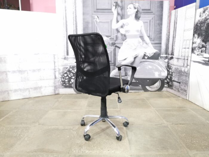Кресло компьютерное б/у RIVA CHAIR 805 12204-ЧРН (черный) сетка/ткань