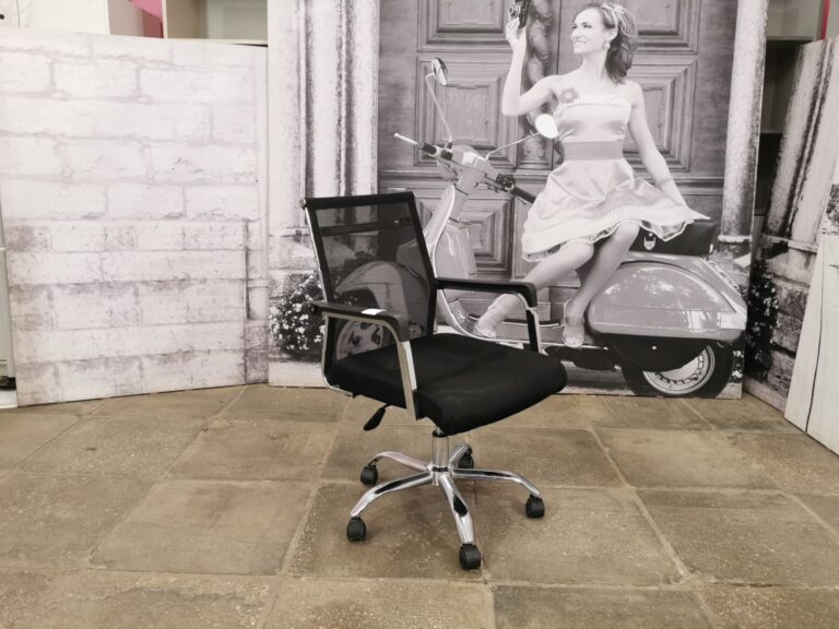 Кресло компьютерное 706Е б/у RIVA CHAIR 12045-ЧРН (черный) сетка/сетка