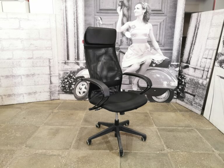Кресло компьютерное б/у EASY CHAIR 12072-ЧРН (черный) сетка