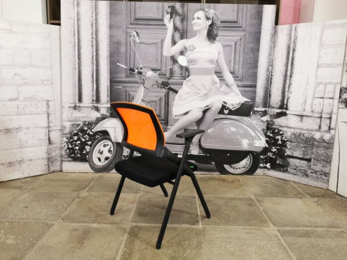 Стул для посетителей складной б/у RIVA CHAIR М2001 12086-ОРЖ (оранжевый) сетка
